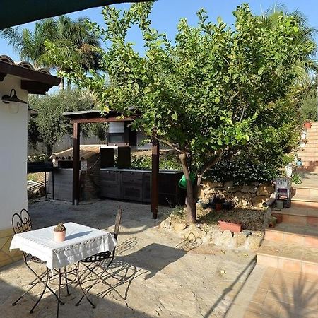 Sunset House Apartment Сан Леоне Екстериор снимка